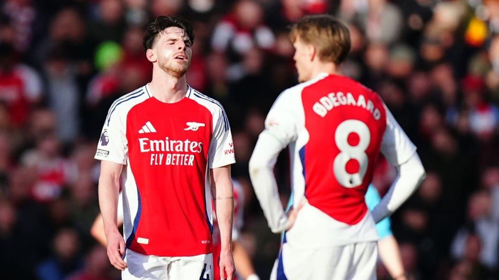 Arsenal's title race over - Merson reacts to West Ham's 1-0 win