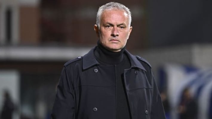 I won't respond to a GOAT - Mourinho mocks Icardi for calling him 'The Crying One'