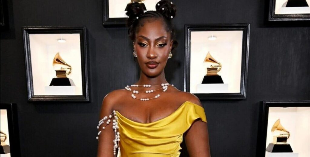 Tems becomes first female African artist to have song earn 1 billion streams on Spotify