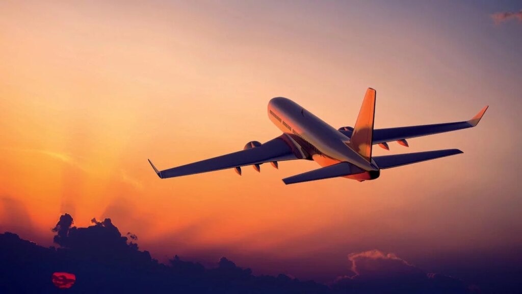 Ukraine: Russia suggests restoring air links with US