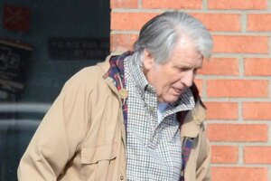 Dolly Partons Husband Is Dead 300x200