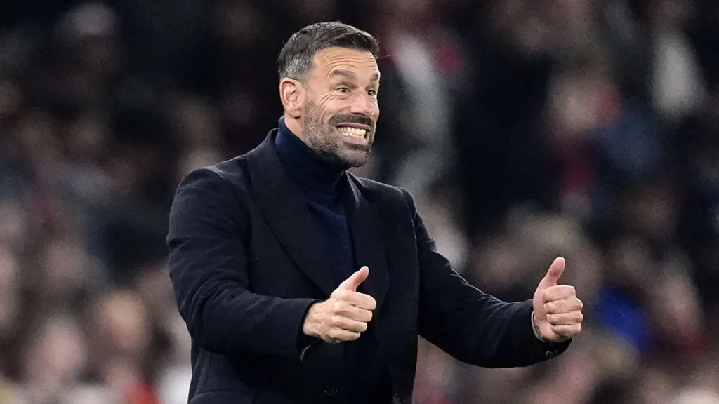 EPL: He's in great form - Leicester manager Van Nistelrooy hails Man Utd midfielder