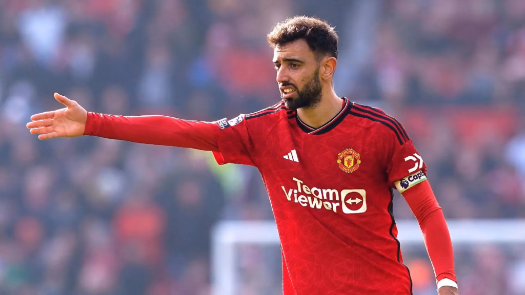 'I thought we could be successful' - Fernandes reveals why he's still at Man United