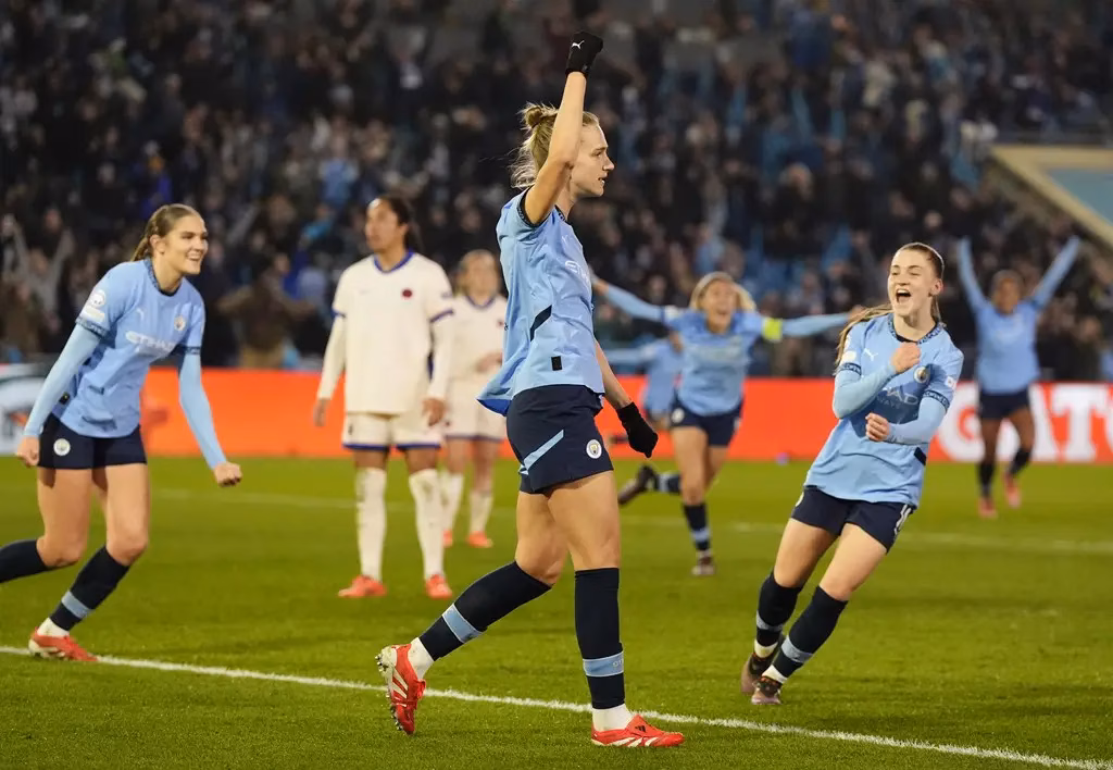 Miedema scores twice as Man City beat Chelsea in Champions League quarter-final