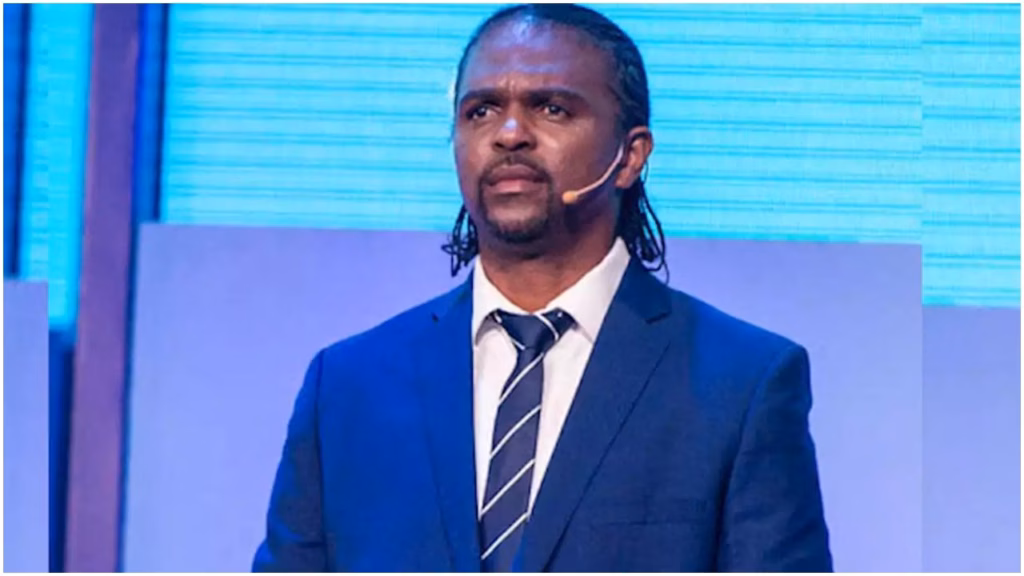 NPFL: Kanu motivates Enyimba players with N1m ahead Bayelsa United clash
