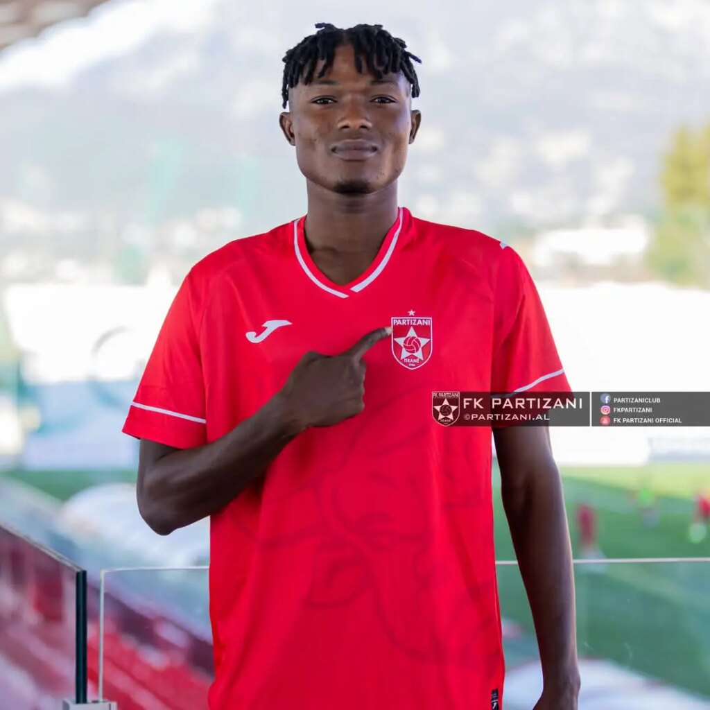 NPFL: Ogunleye pens farewell message to Rangers