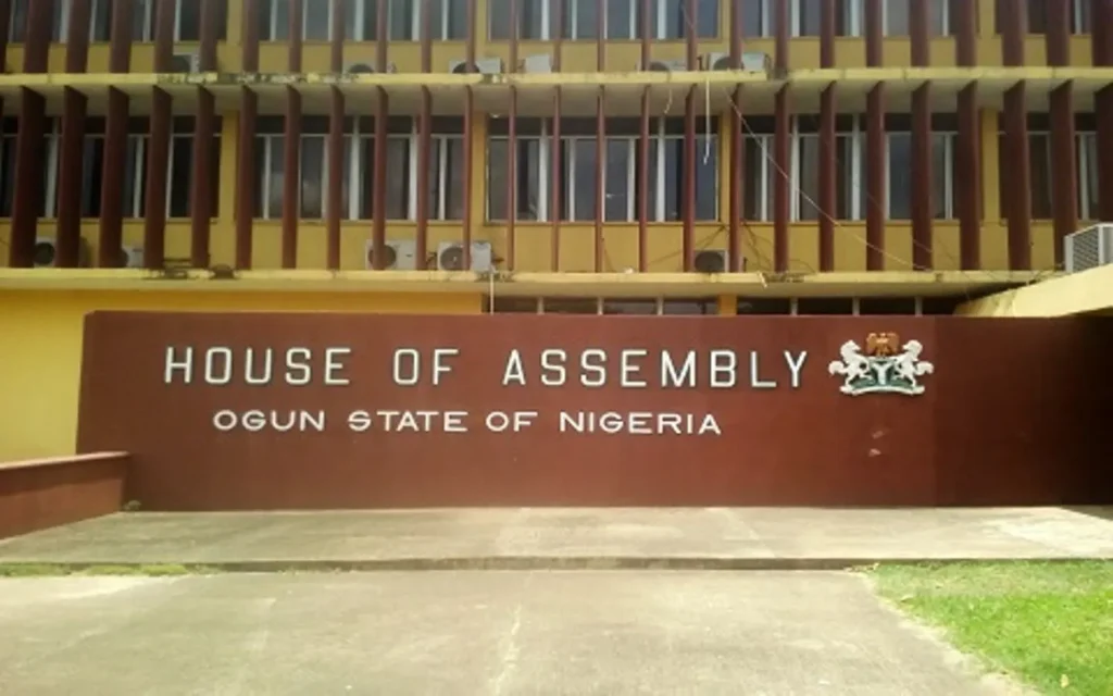 Ogun Assembly to hold stakeholders’ forum on bill regulating scavengers activities
