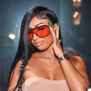 I Cant Date Man Who Doesnt Make 5 Million Yearly 300x300