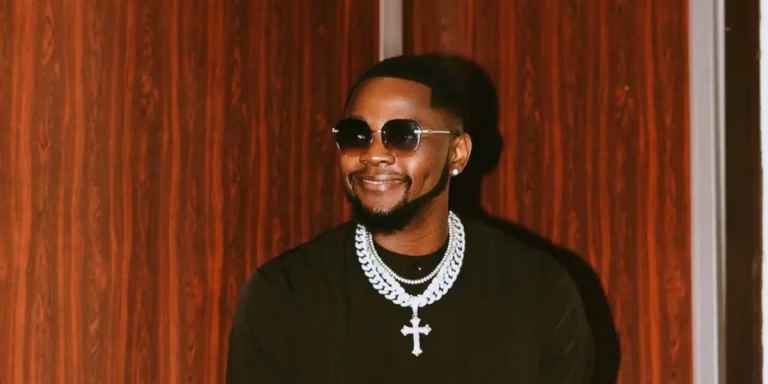 Stop begging me for money - Kizz Daniel tells fans