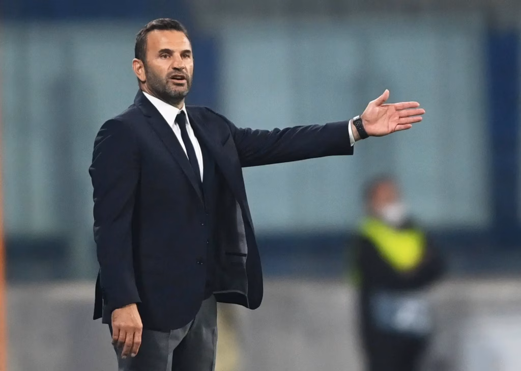 Turkey: It wasn't nice - Galatasaray coach, Buruk reacts after Mourinho attacked him