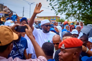 2027: Scores of PDP members defect to APC in Oyo [PHOTOS]