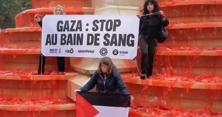 "Stop the bloodbath": activists in Paris call for end to war in Gaza