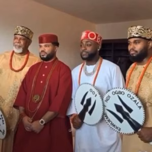 Davido Breaks Down In Tears As Manager Gets Married 300x300