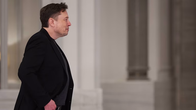 Musk ‘back to 24/7’ work on his business projects — RT Business News