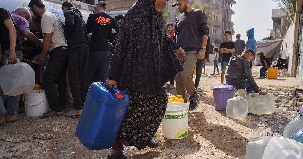 Gaza Crisis: Water shortages worsen