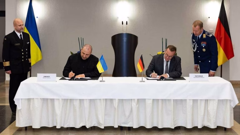 Berlin offers Kiev another €5 billion — RT World News