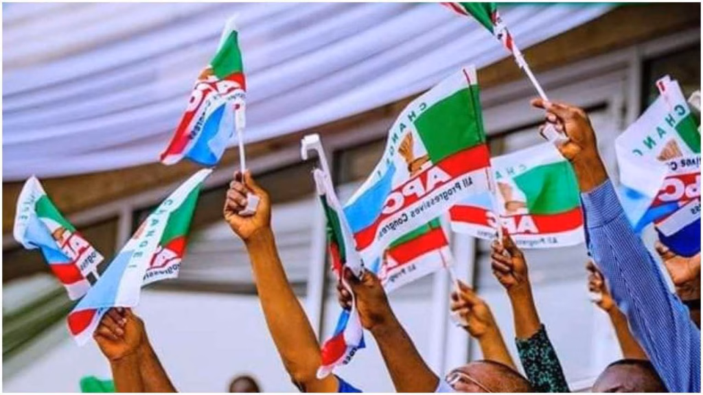 House of Reps: Three opposition lawmakers dump parties, formally join APC