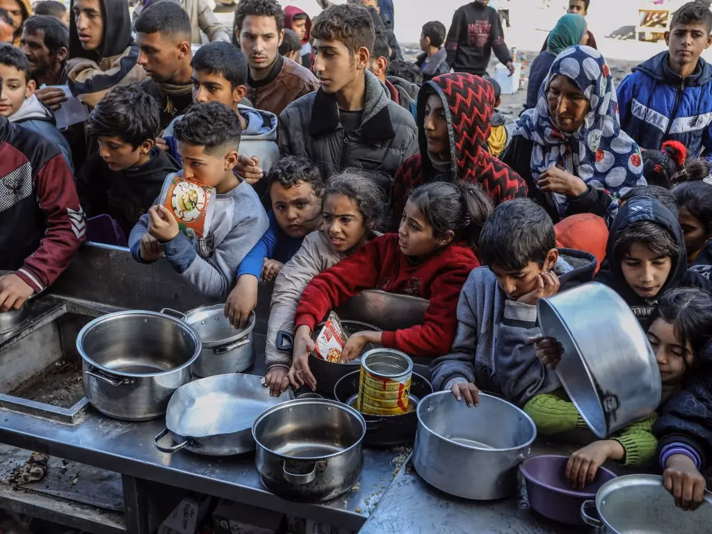 Israel to allow limited food aid into Gaza