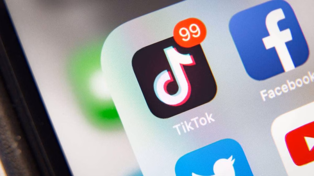 TikTok surfaces reviews tab in the comments section, usurping Google Maps