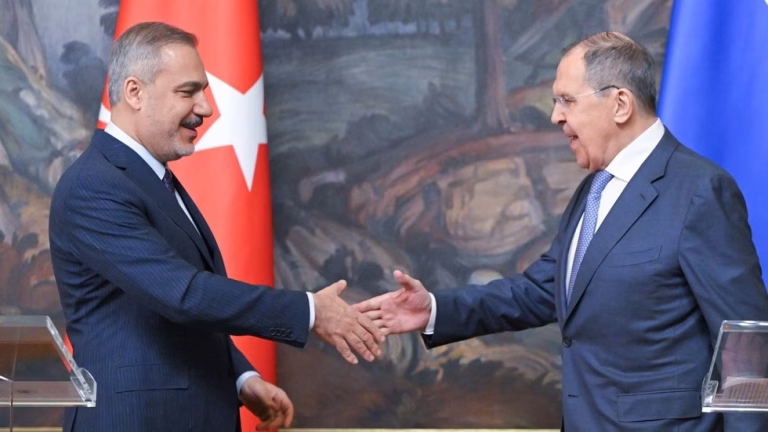 Türkiye ready to host next round of Ukraine peace talks — RT World News
