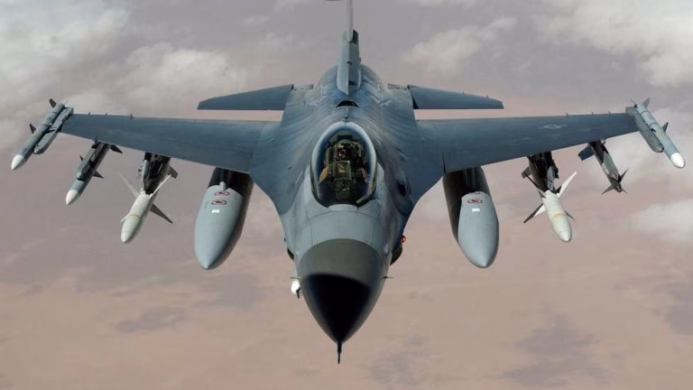 US approves F-16 support package for Ukraine — RT World News