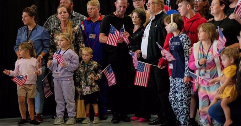 White South Africans welcomed in US not "refugees", South African leaders and scholars say