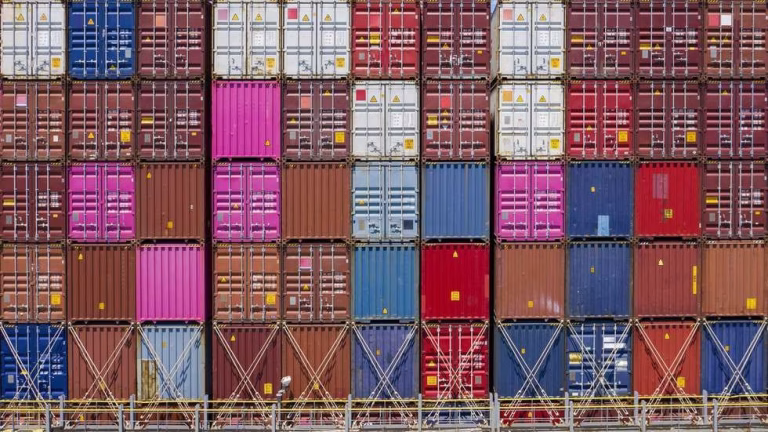 US and China reach tariff deal — RT Business News