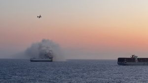 Cargo Ship Carrying 3700 Electric And Hybrid Vehicles Catches Fire 300x169