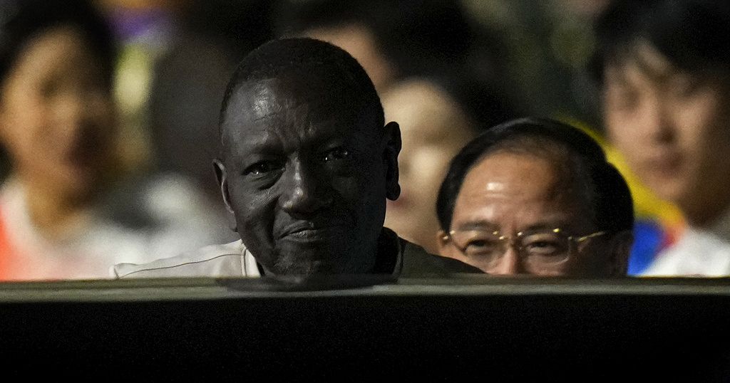 China's foreign minister meets with several African counterparts
