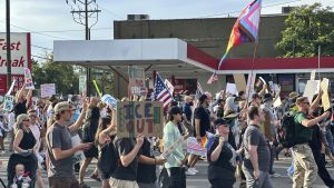 Shooting at anti-Trump rally leaves man critically injured (VIDEOS) — RT World News