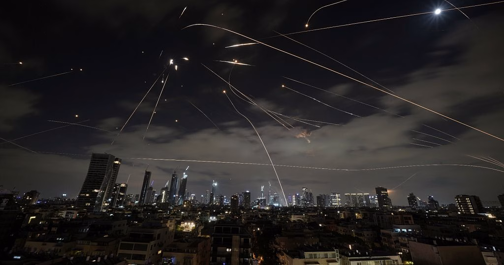 Iran launches new missile strikes on Israel, killing 4 and Injuring dozens