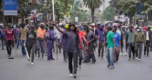 Police shoot man at close range during Kenyan protests