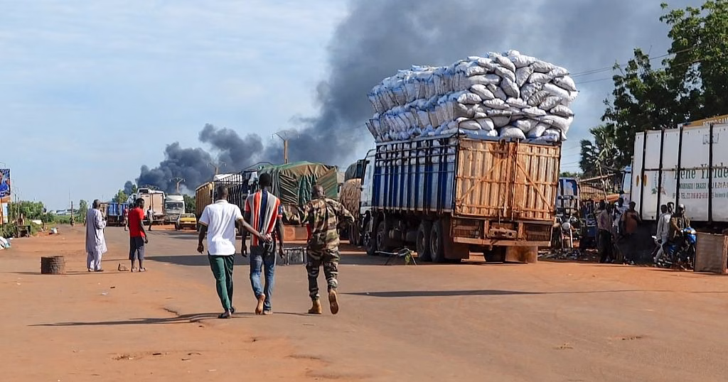 Mali: Army foils attack in Timbuktu, a day after jihadist assault killed 30 soldiers