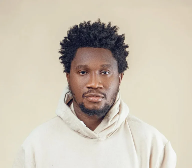 Skitmaker Nasboi survives car accident