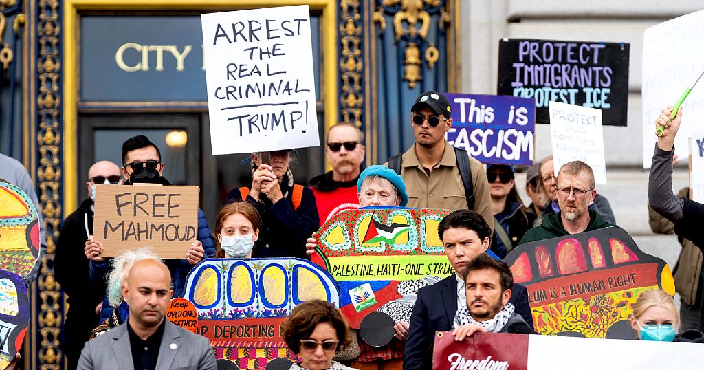 United States: San Francisco protesters oppose Trump's new travel ban