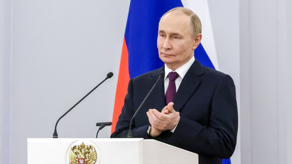 Putin orders government to prepare for return of foreign companies — RT Business News