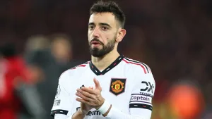 Transfer: Ruben Neves welcomes Bruno Fernandes to Al-Hilal amid £700,000-a-week offer