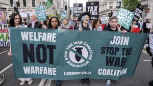 Thousands rally in London demanding ‘Welfare Not Warfare’ (VIDEOS) — RT World News