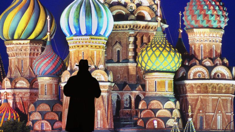 UK wasted 20 years searching for ‘Russian mole’ in MI6 – Guardian — RT World News