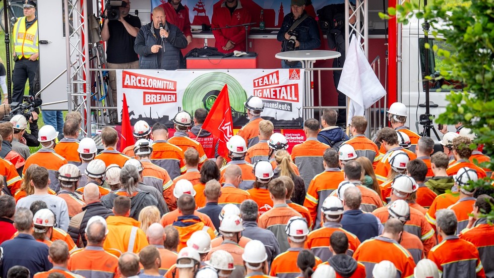 German businesses fear military draft would drain labor – FT — RT World News