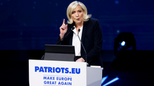 Le Pen Condemns EU US Trade Deal As Surrender Of French 300x169
