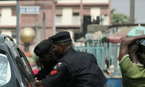 Police detain notorious thuggery, robbery suspect, El-Hussain, in Minna — Daily Nigerian