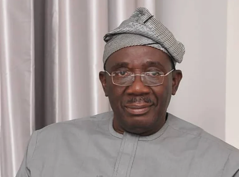 Osun Senator, Fadahunsi resigns from PDP, cites irreparable differences
