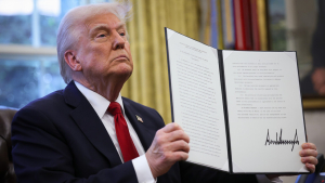 Trump to warn more than 150 nations of new tariffs — RT World News