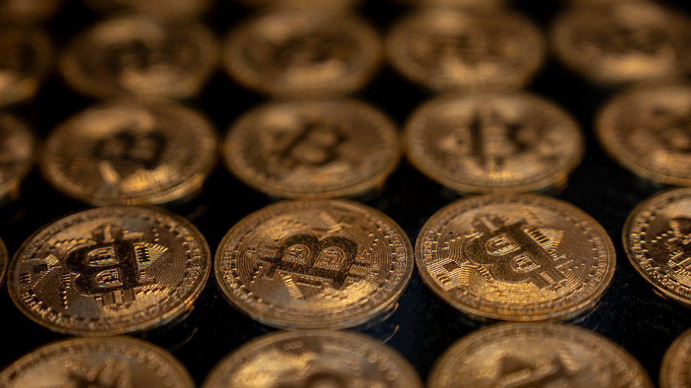 Trump Media invests $2 billion in Bitcoin — RT Business News