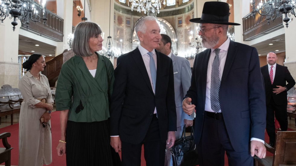 France summons US envoy over anti-Semitism claims — RT World News