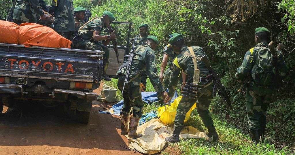 Rebels kill 52 people with hoes and machetes in DR Congo
