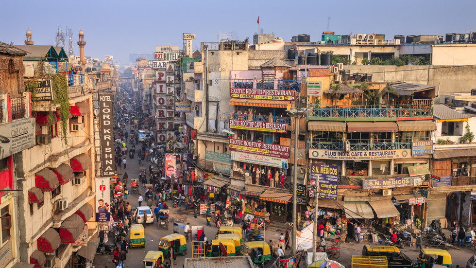 US has ‘no right’ to tell India who to trade with – Jeffrey Sachs — RT World News