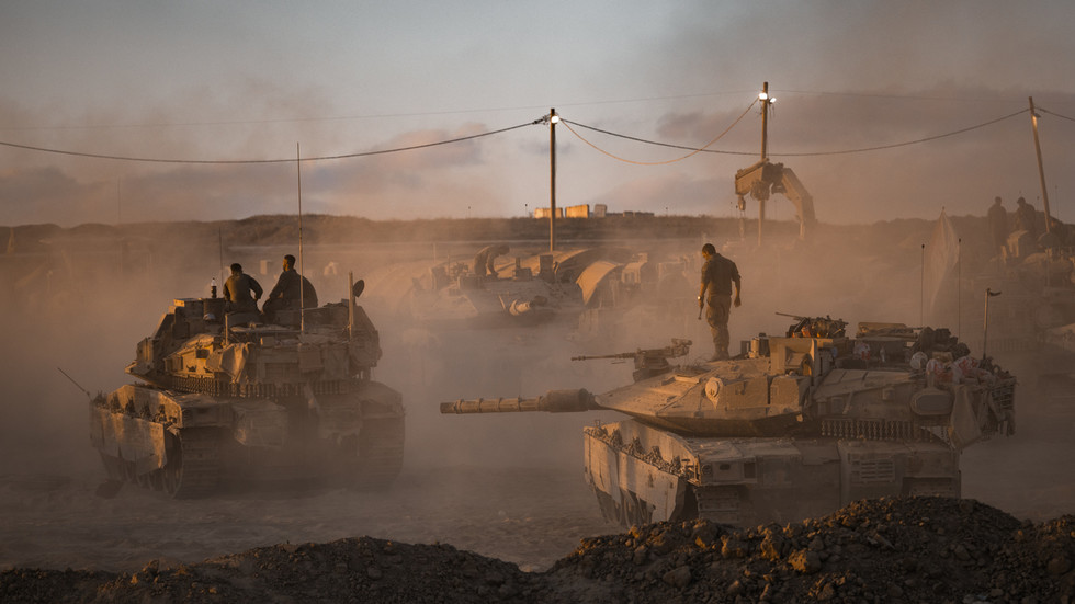 Israel launches attack on Gaza City — RT World News