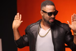 I've no issue with women approaching me first - Singer Praiz
